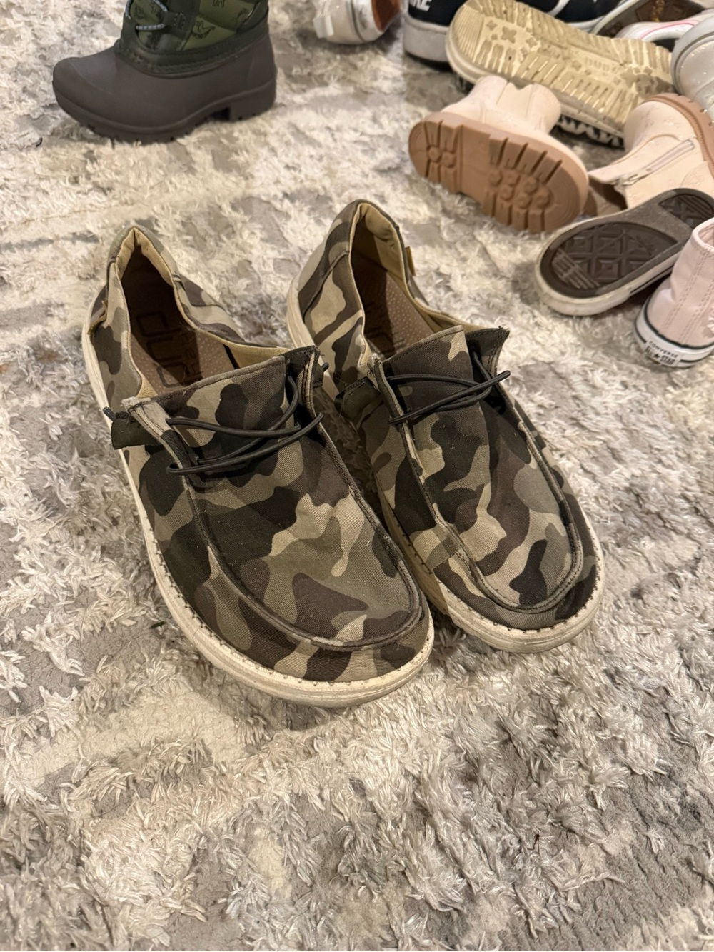 WEN Women's Camouflage Slip-On Loafers in Green and Brown